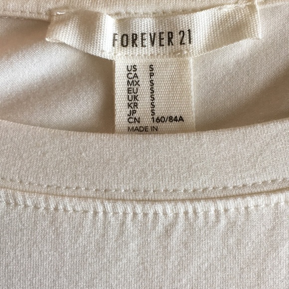 Forever 21- Cropped cream tee - Picture 3 of 4
